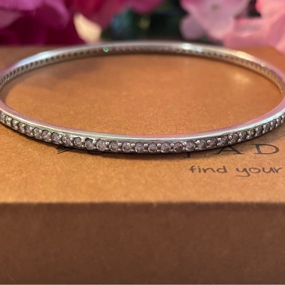 Silpada Sterling Silver Perfection Bangle B2897 - Picture 5 of 6